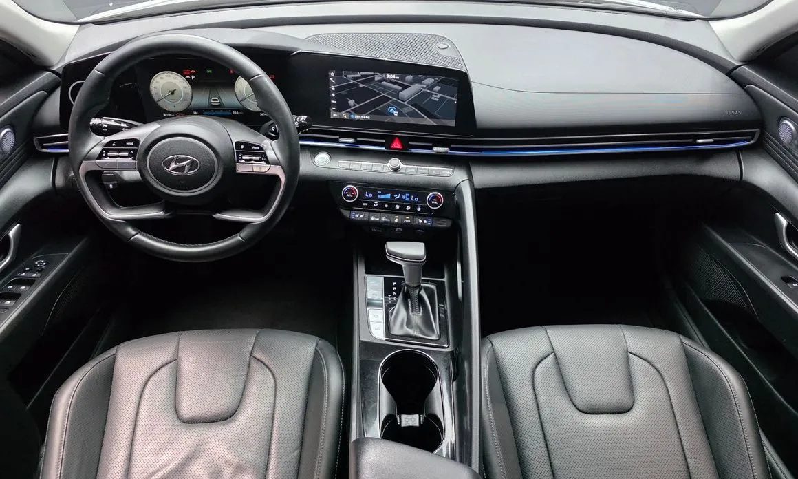 Hyundai AVANTE — фото 9