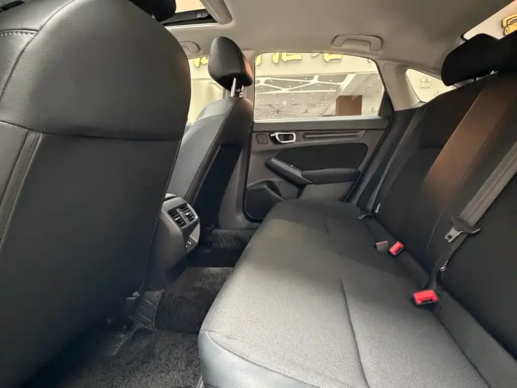 Honda Civic — фото 7