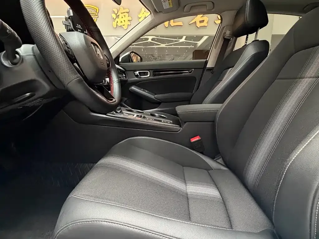 Honda Civic — фото 4
