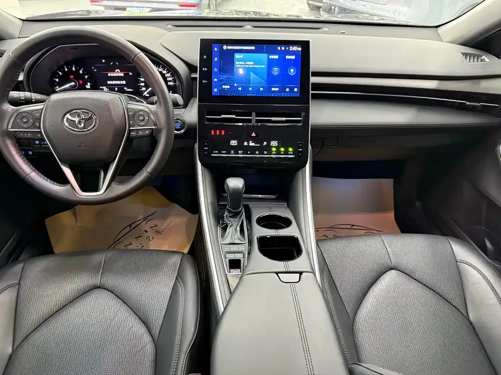 Toyota Avalon — фото 10