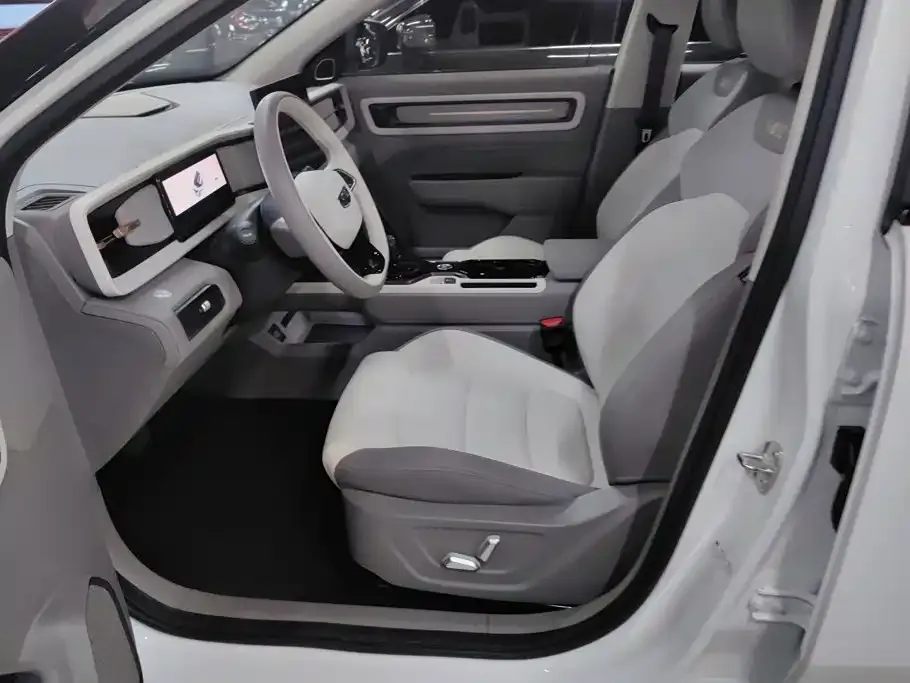 Geely Icon — фото 6