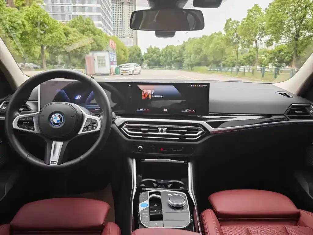 BMW i3 — фото 4
