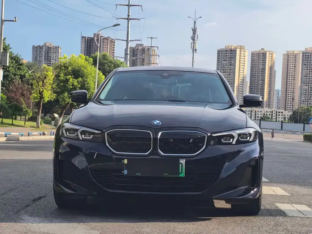 BMW i3 — фото 5