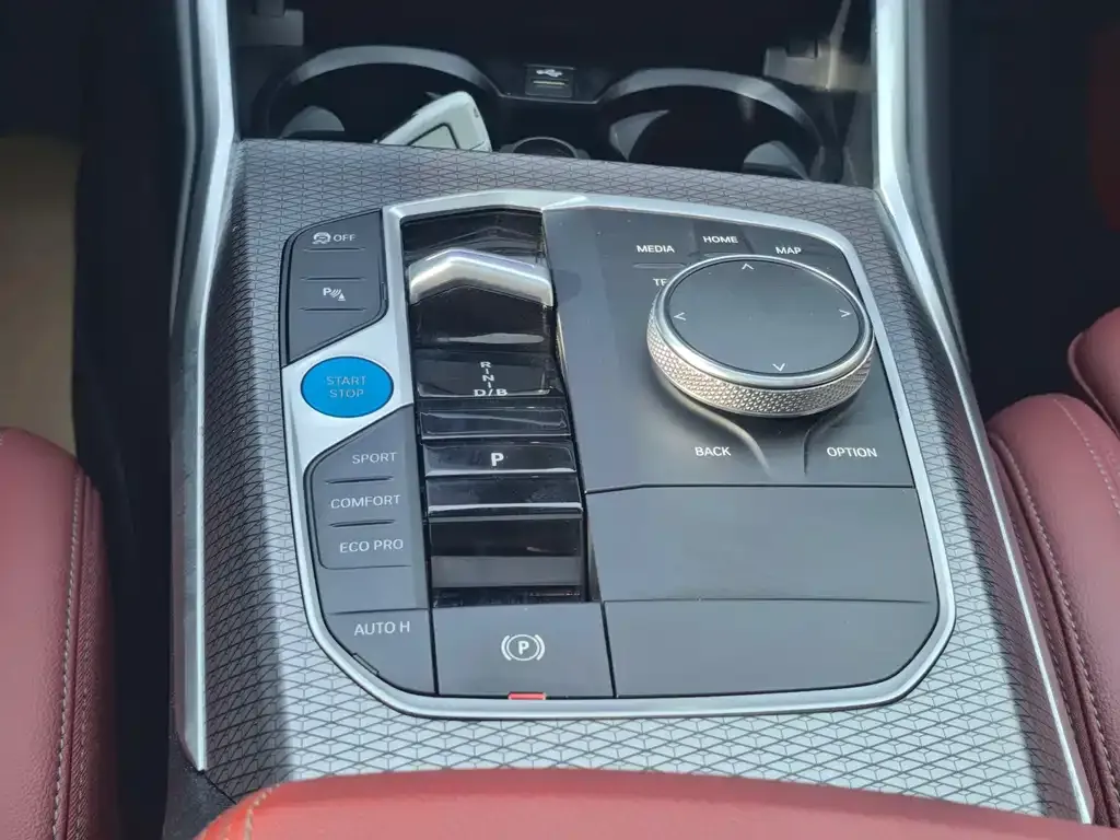BMW i3 — фото 9