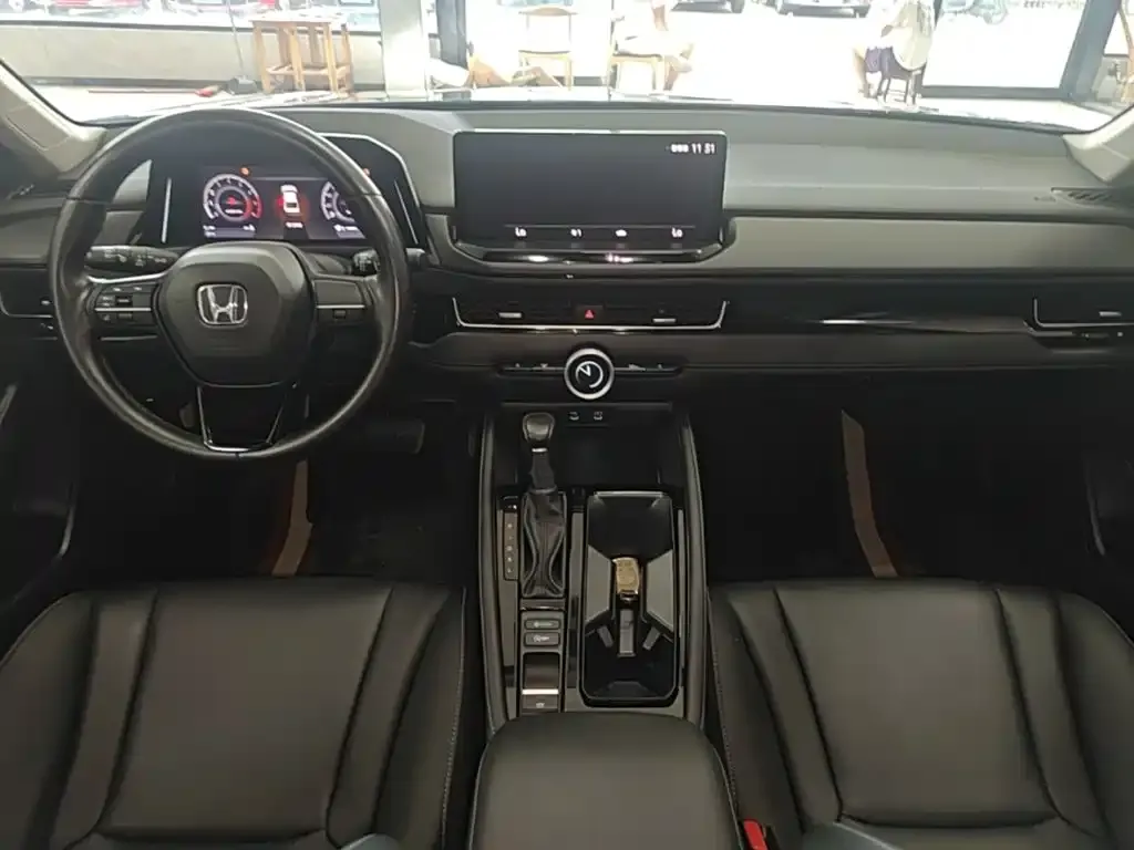 Honda Inspire — фото 2