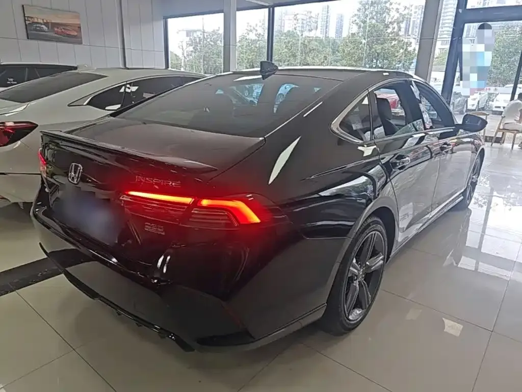 Honda Inspire — фото 10