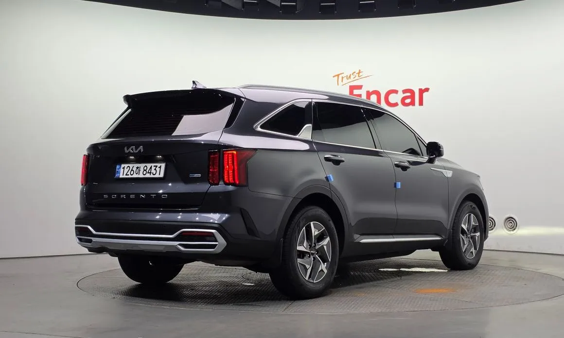 Kia Sorento — фото 9
