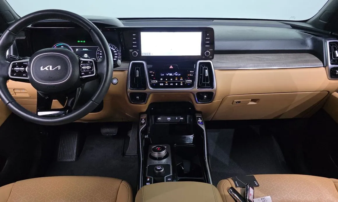 Kia Sorento — фото 7