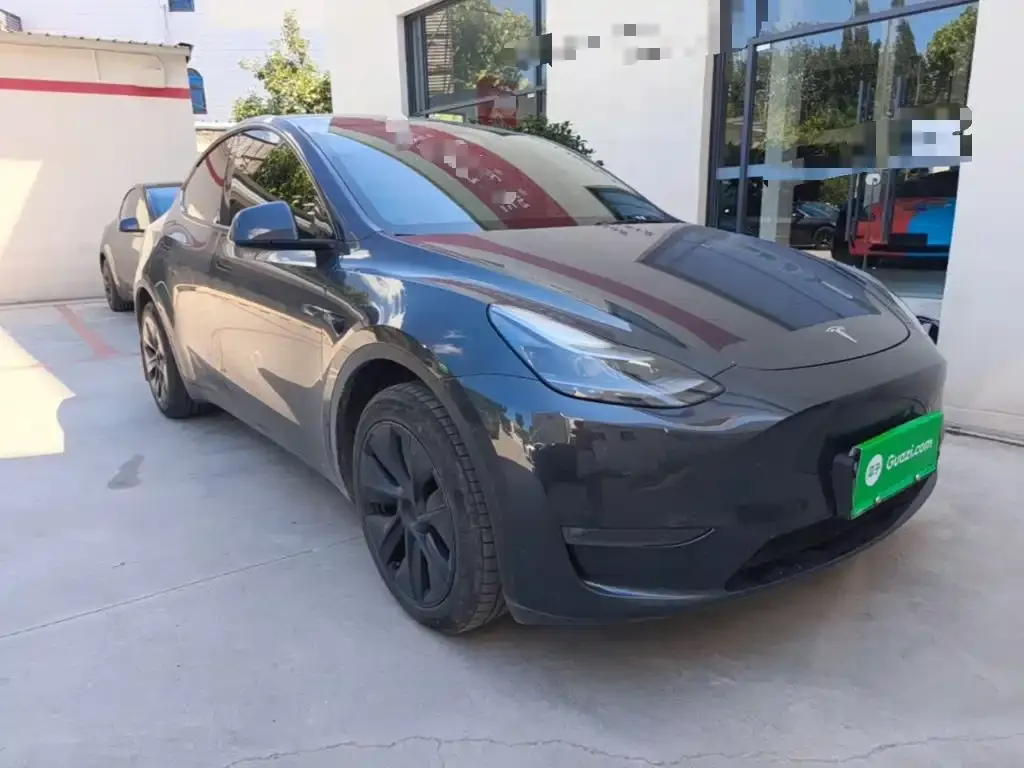 Tesla Model Y — фото 4