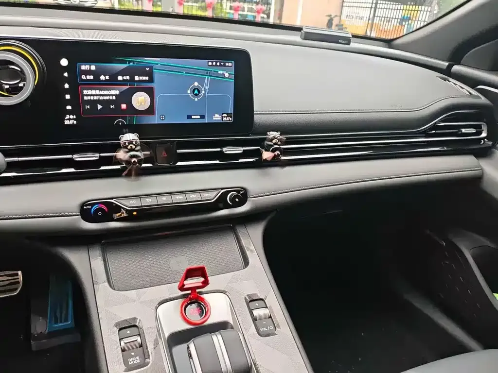 GAC Motor Shadow Leopard — фото 10