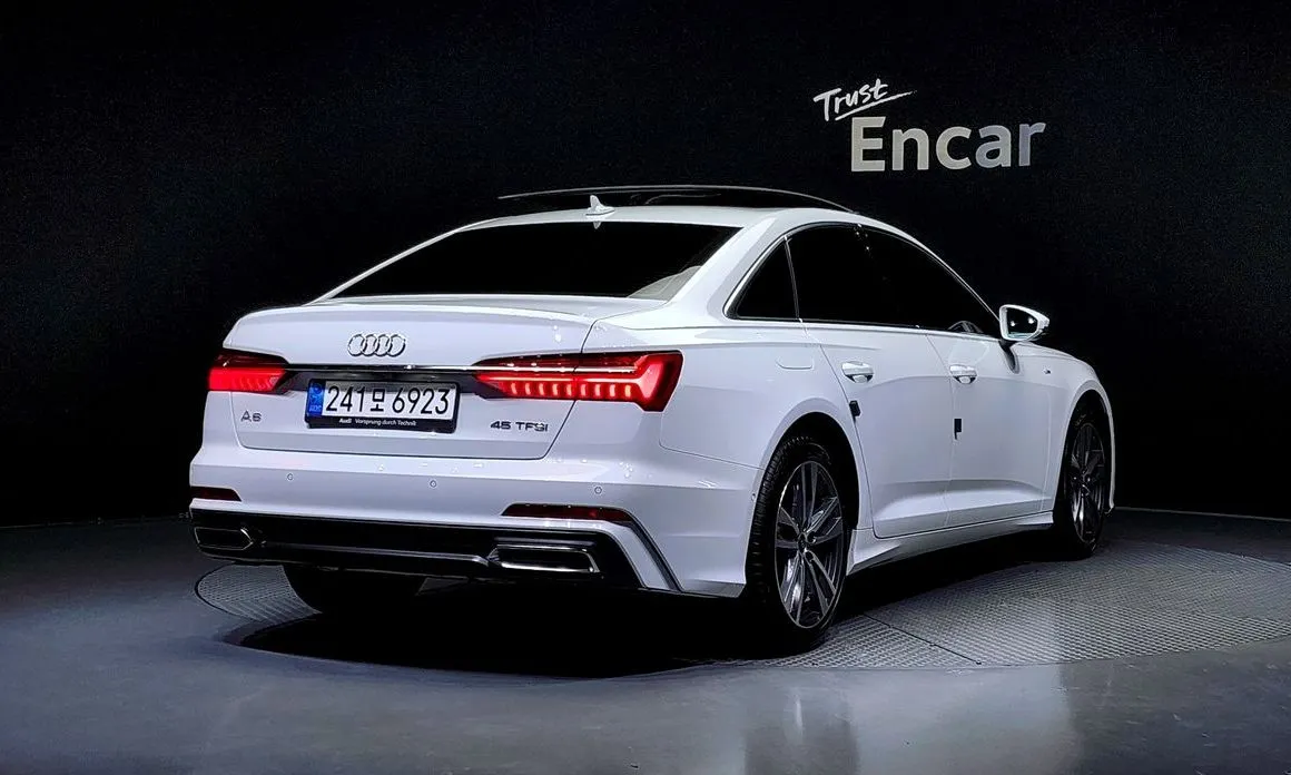 Audi A6 — фото 2