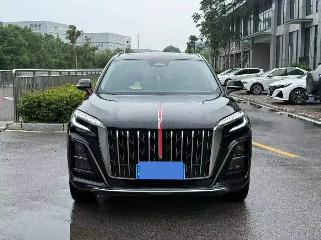 Hongqi HS3 — фото 2