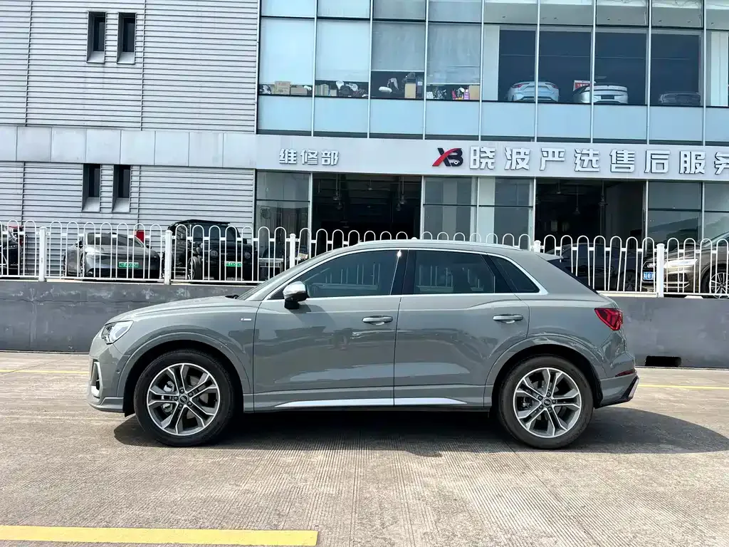 Audi Q3 — фото 5