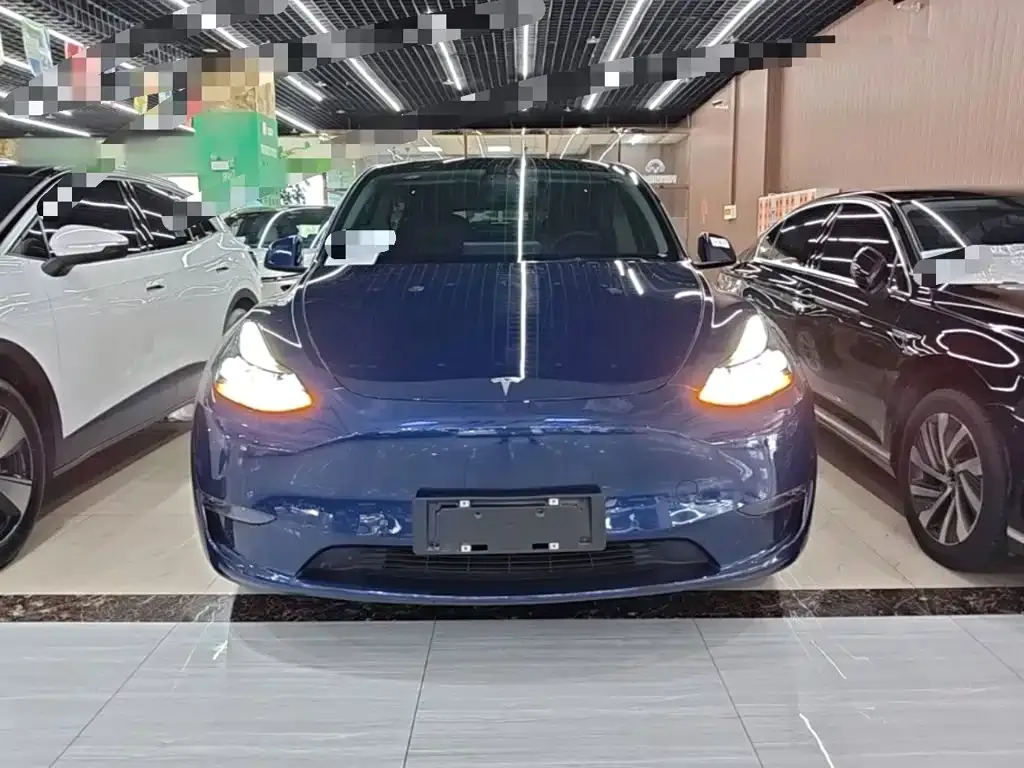Tesla Model Y — фото 7