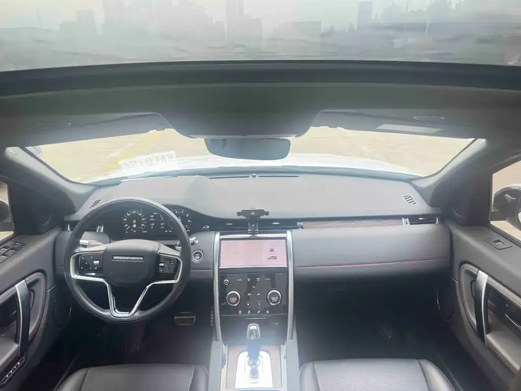 Land Rover Discovery Sport — фото 4