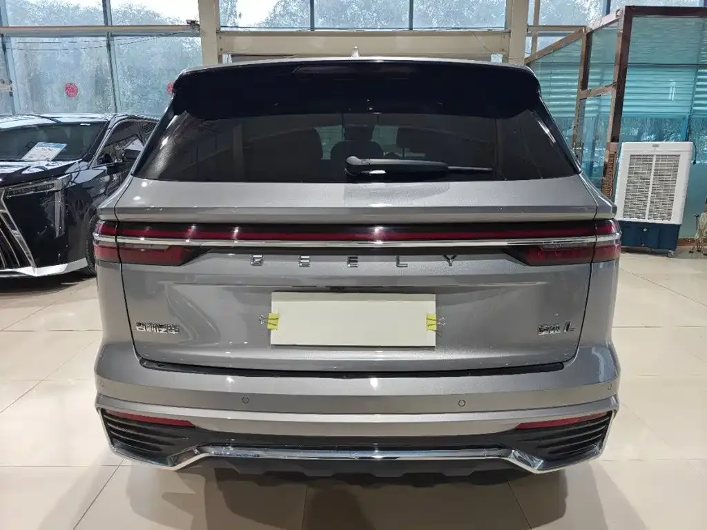 Geely Xingyue L — фото 4