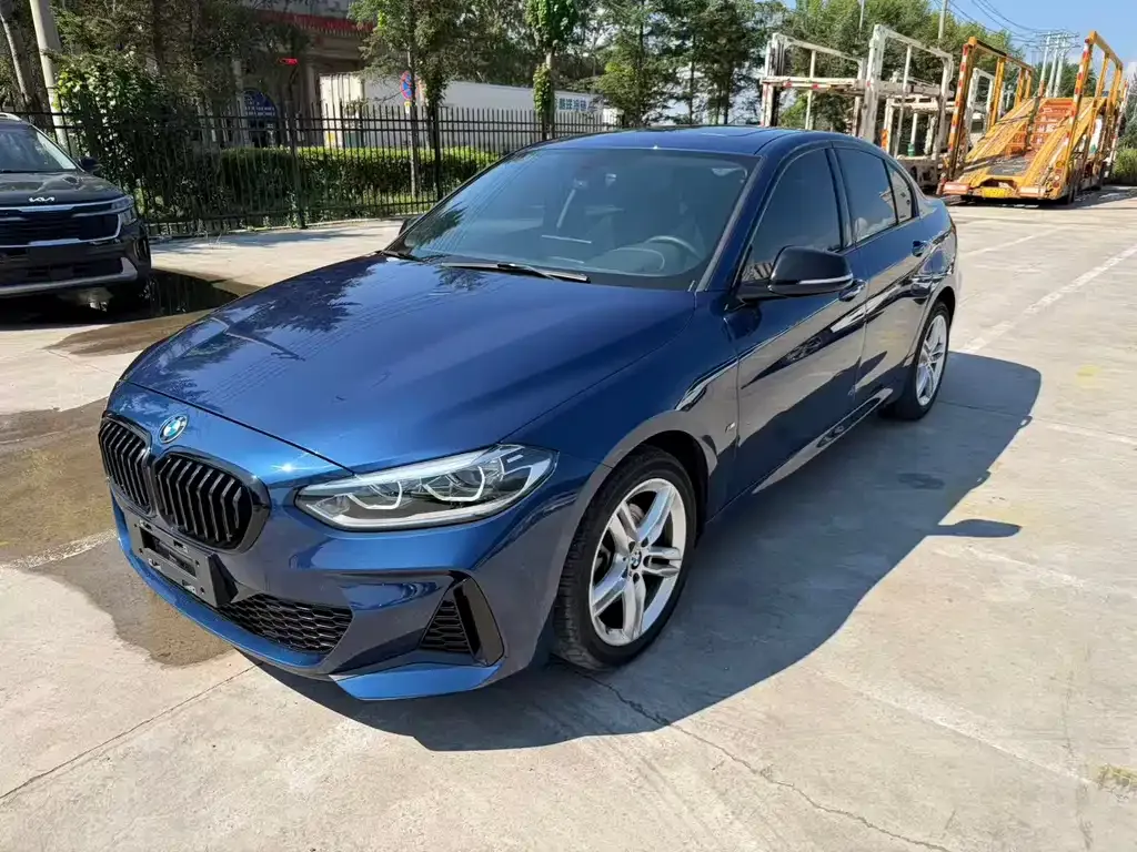 BMW 1 Series — фото 1
