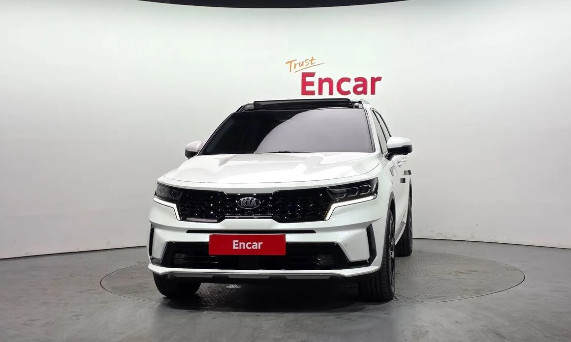 Kia Sorento — фото 7