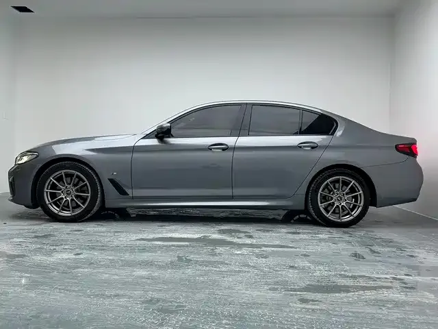 BMW 5 Series (Import) — фото 8