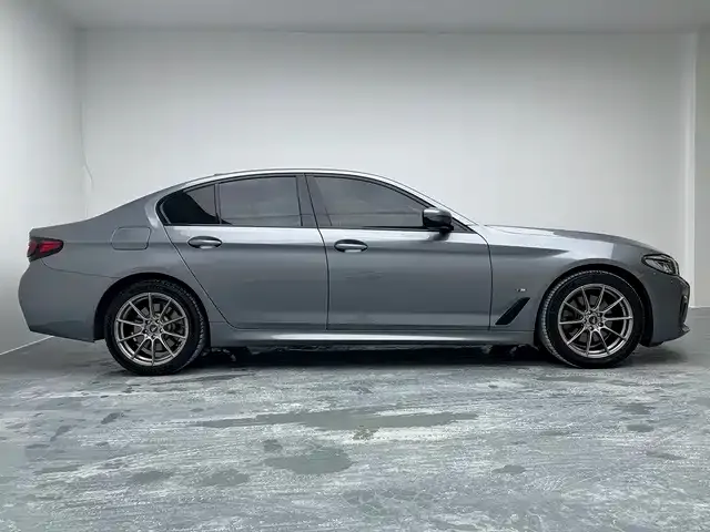 BMW 5 Series (Import) — фото 6