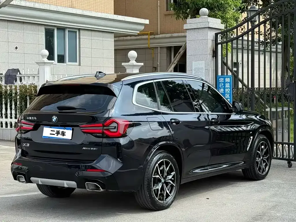BMW X3 — фото 9