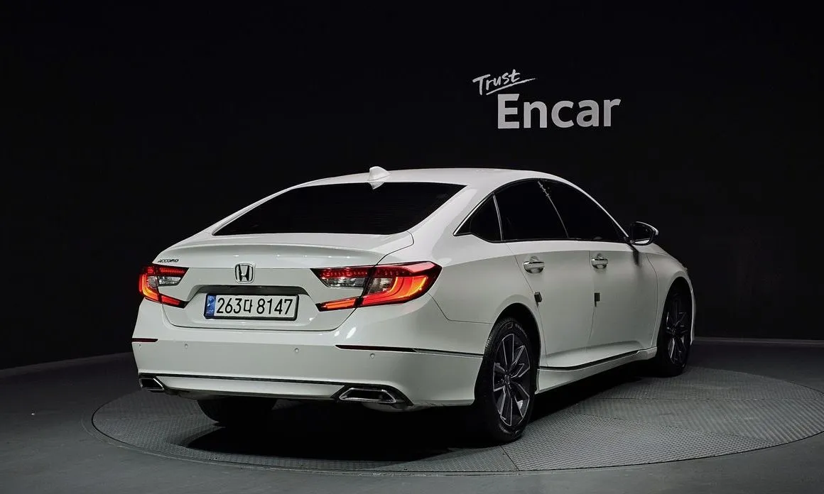 Honda Accord — фото 2