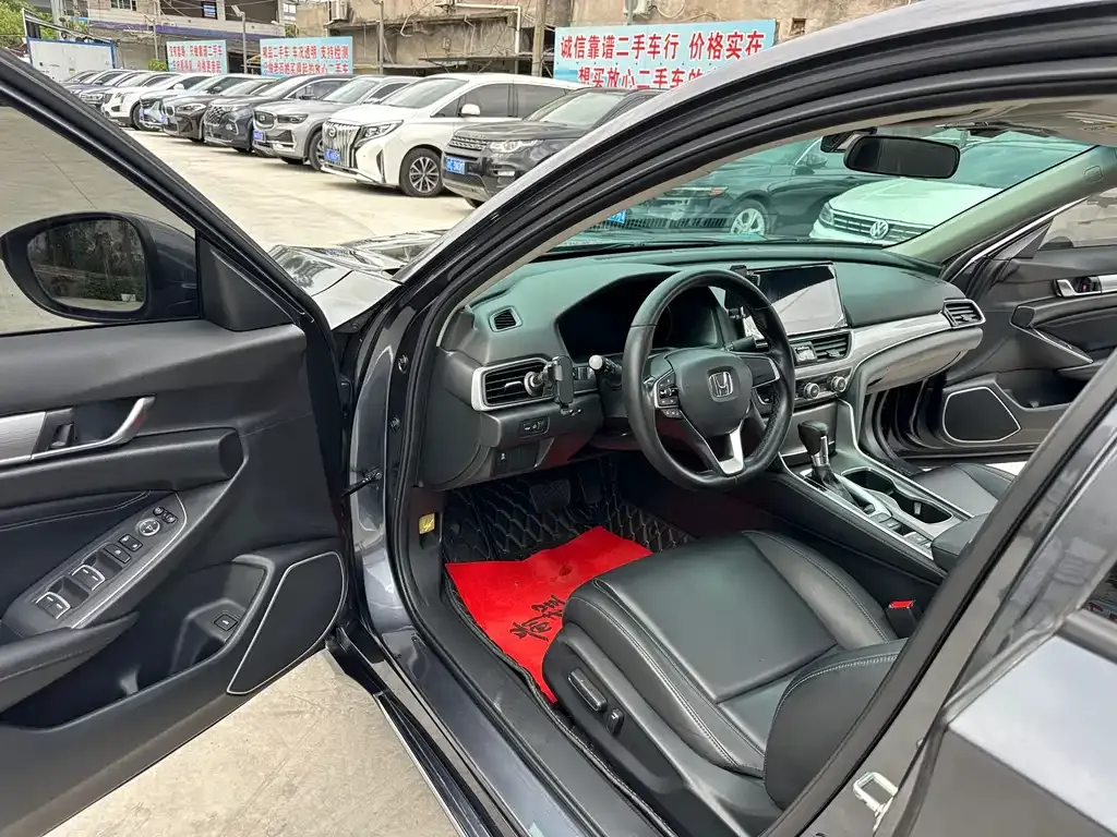 Honda Accord — фото 5