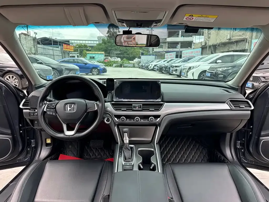 Honda Accord — фото 2