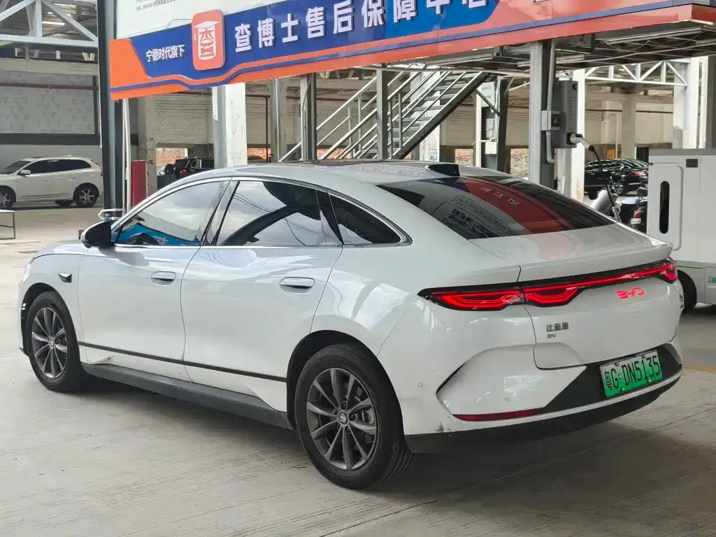 BYD Qin L — фото 5