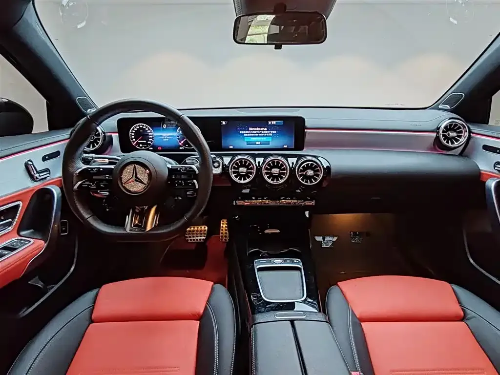 Mercedes-Benz A-Class AMG — фото 7