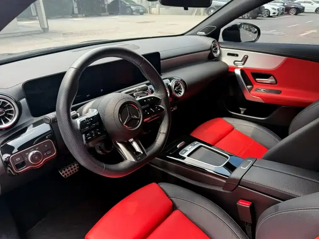 Mercedes-Benz A-Class AMG — фото 10