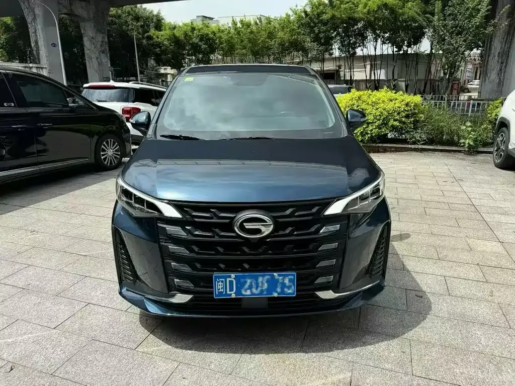 GAC Motor Trumpchi M6 — фото 4