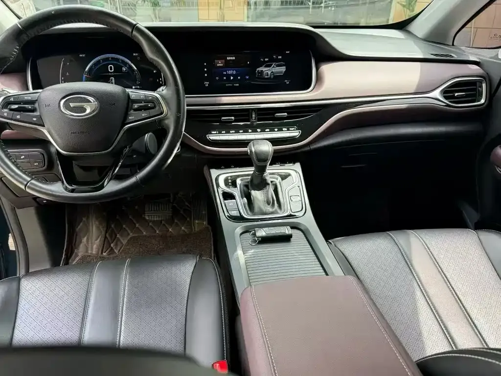 GAC Motor Trumpchi M6 — фото 3