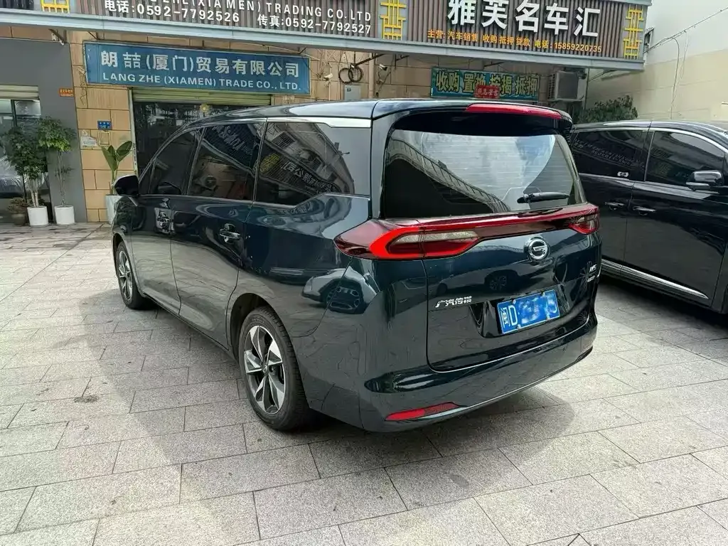 GAC Motor Trumpchi M6 — фото 10