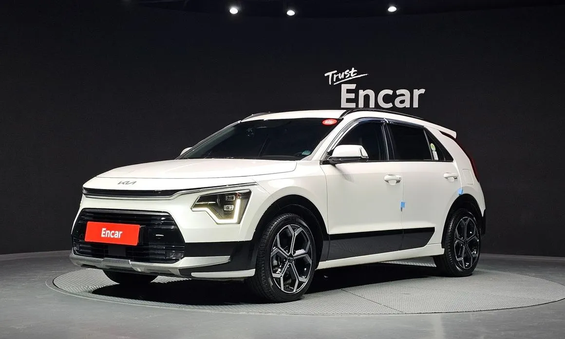 Kia Niro — фото 1