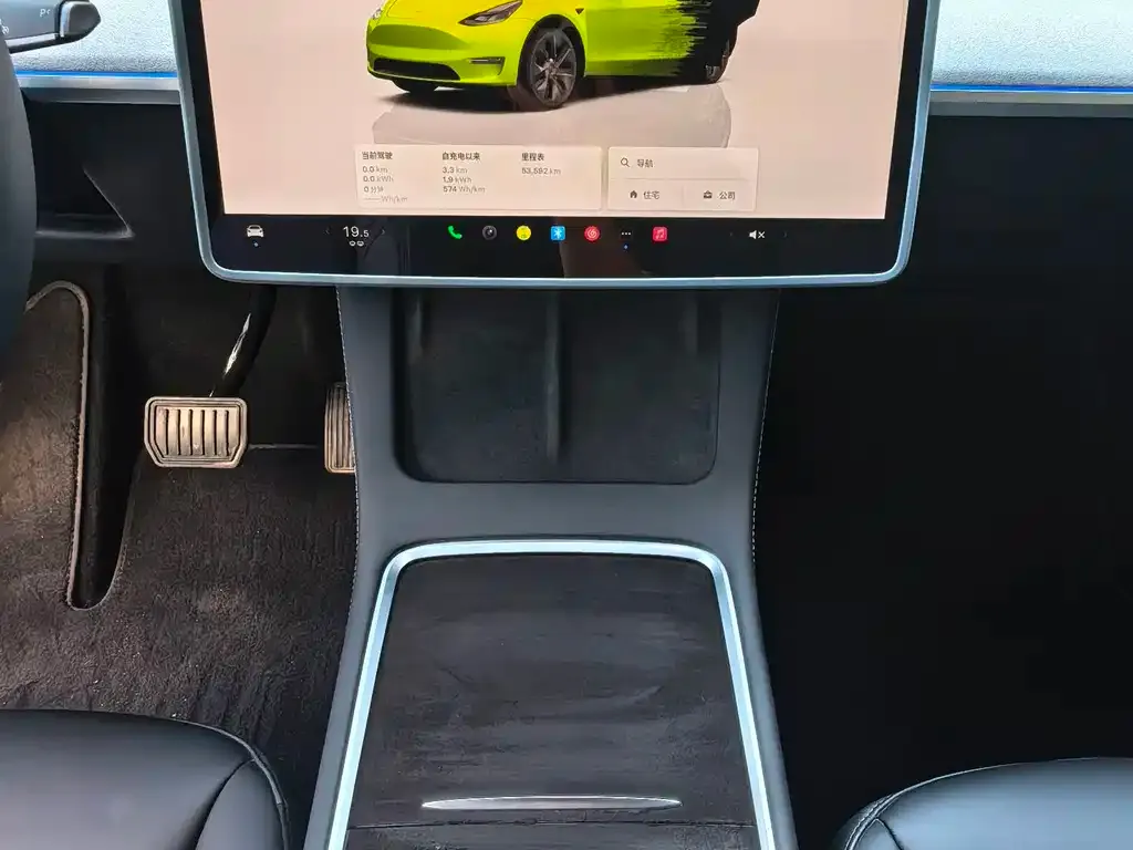 Tesla Model Y — фото 2
