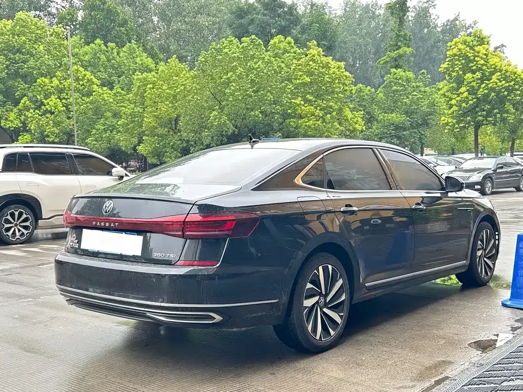 Volkswagen Passat — фото 9