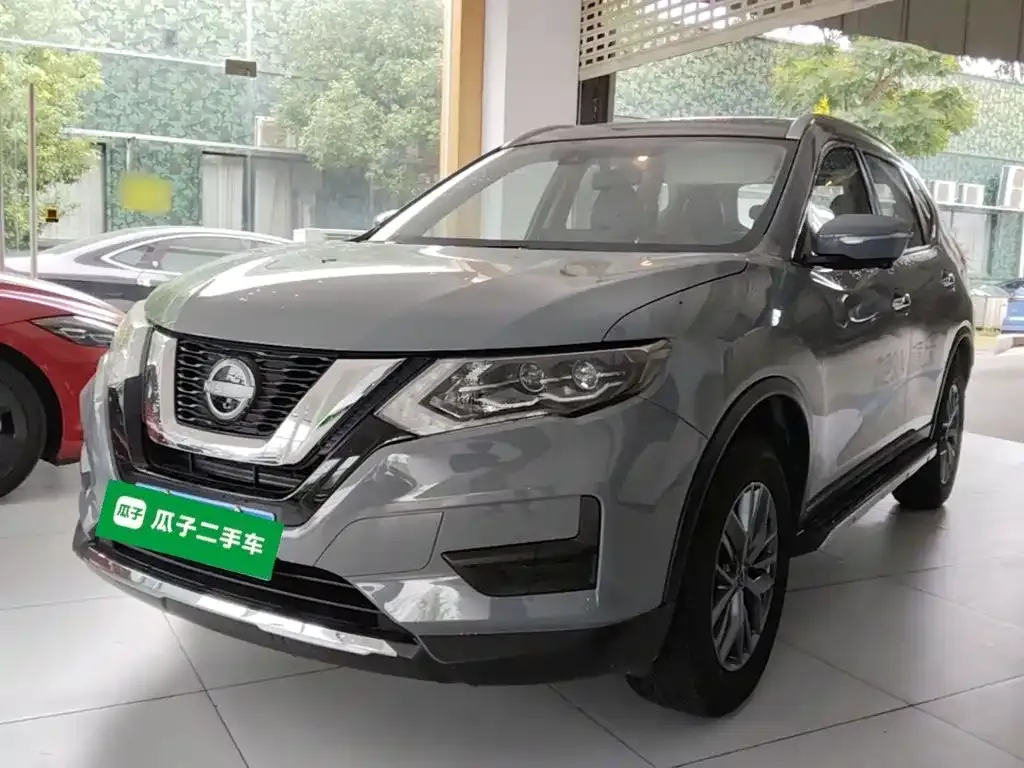 Nissan X-Trail — фото 9