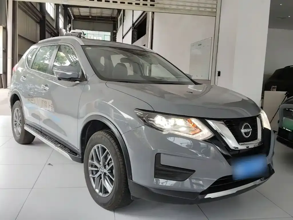 Nissan X-Trail — фото 4
