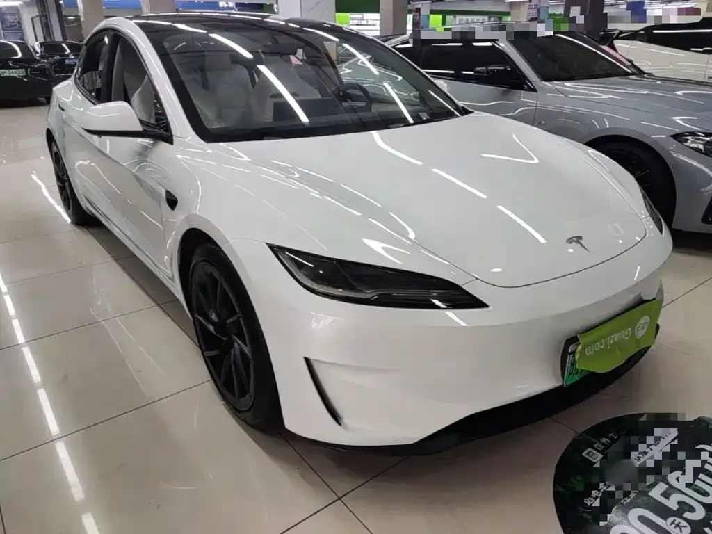Tesla Model 3 — фото 5