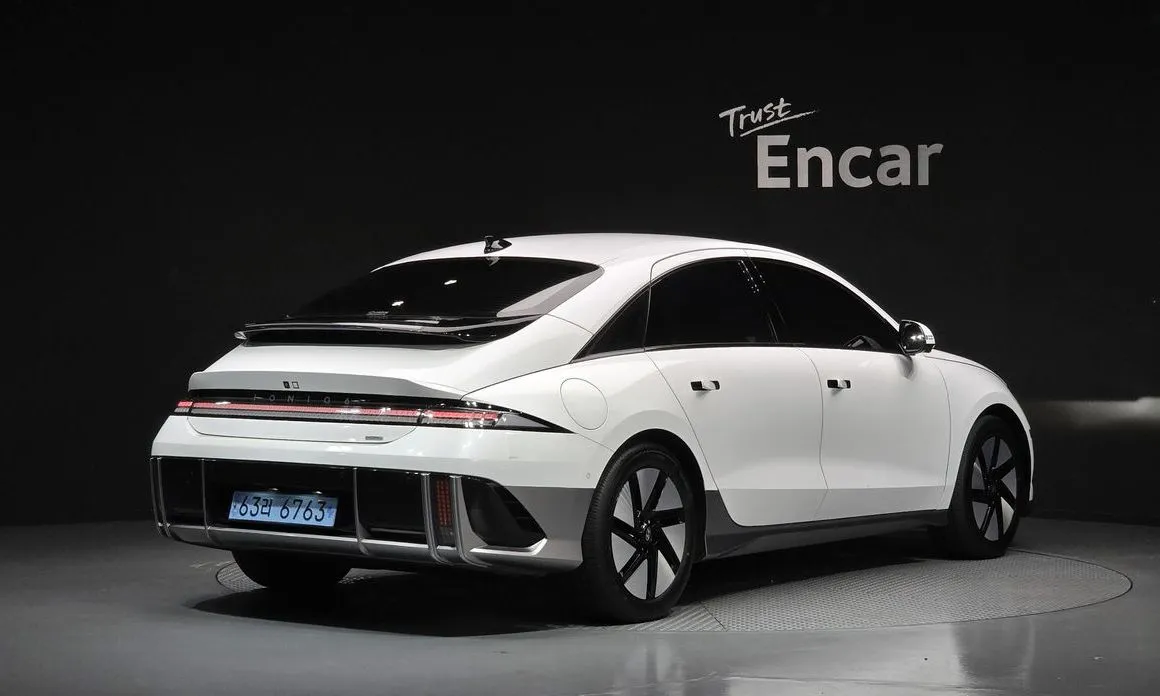 Hyundai Ioniq6 — фото 9
