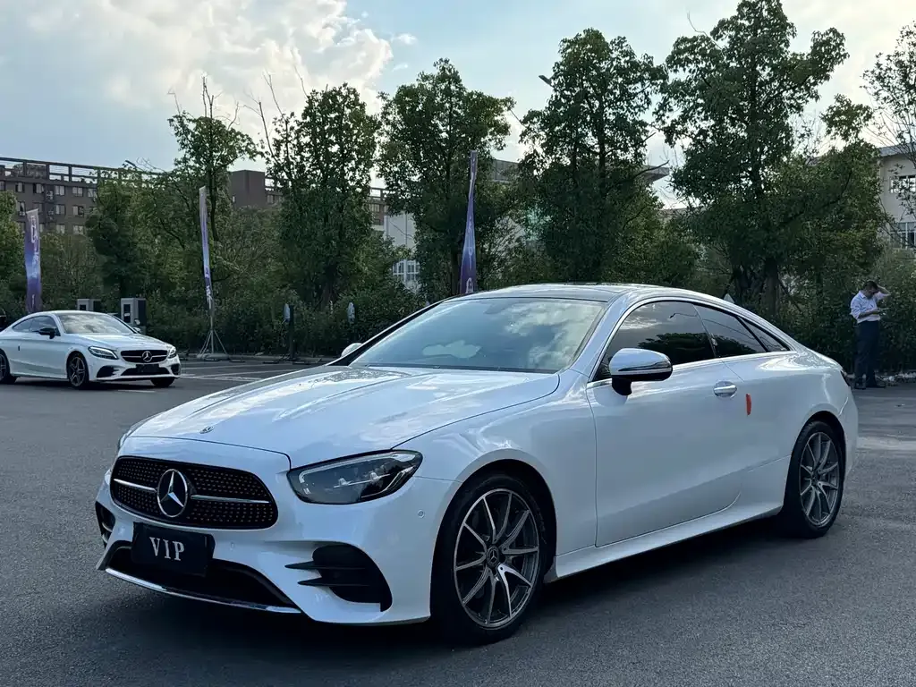 Mercedes-Benz E-Class (Import) — фото 1