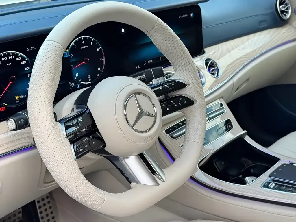Mercedes-Benz E-Class (Import) — фото 8