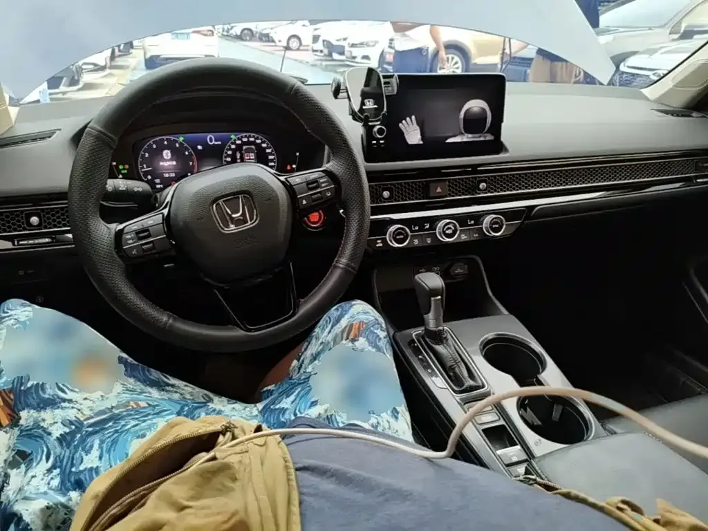 Honda Civic — фото 3