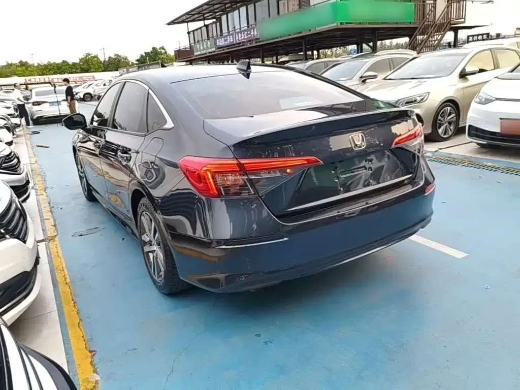 Honda Civic — фото 9