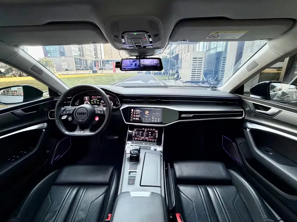 Audi A7 — фото 10