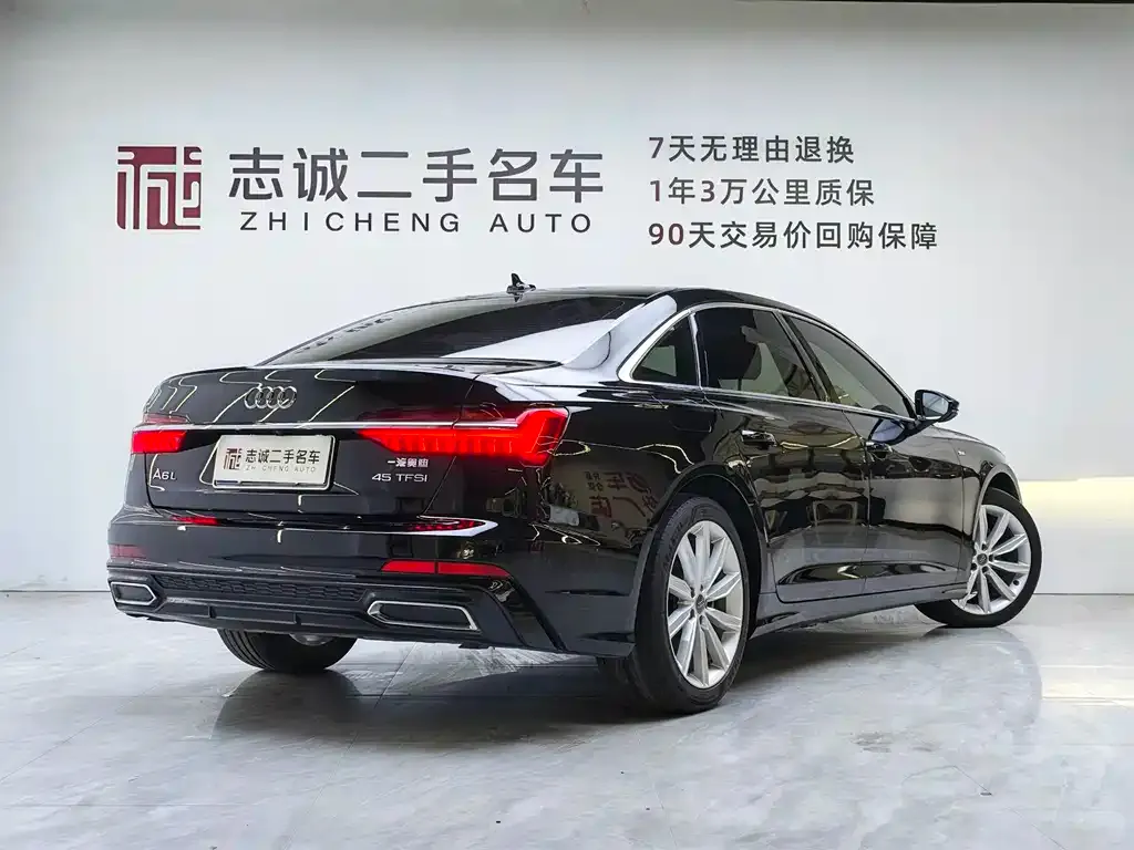 Audi A6L — фото 8