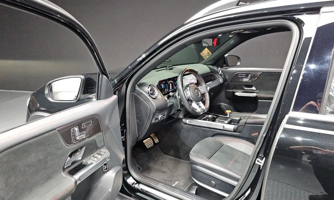 Mercedes-Benz GLB-Class — фото 10
