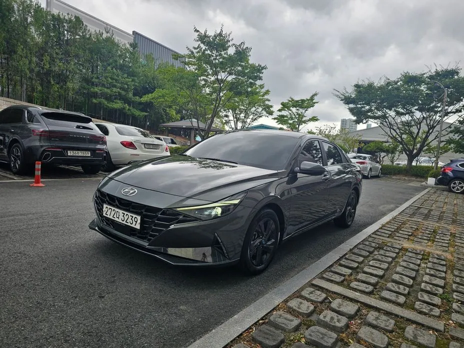 Hyundai AVANTE — фото 2