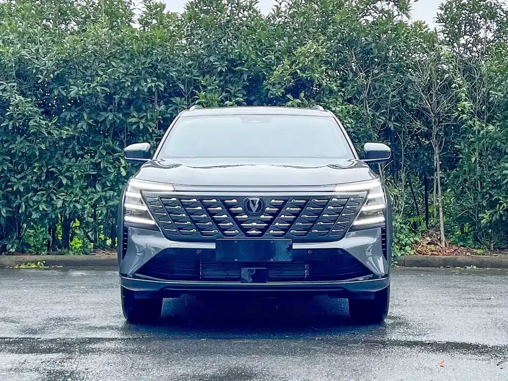 Changan CS75PLUS — фото 10